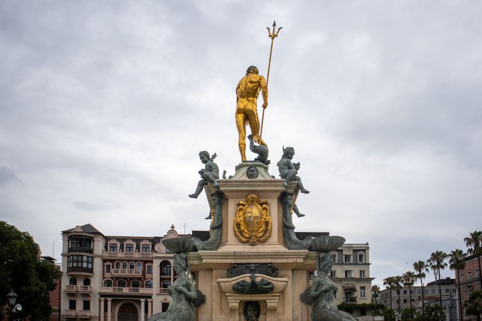 Piazza Square