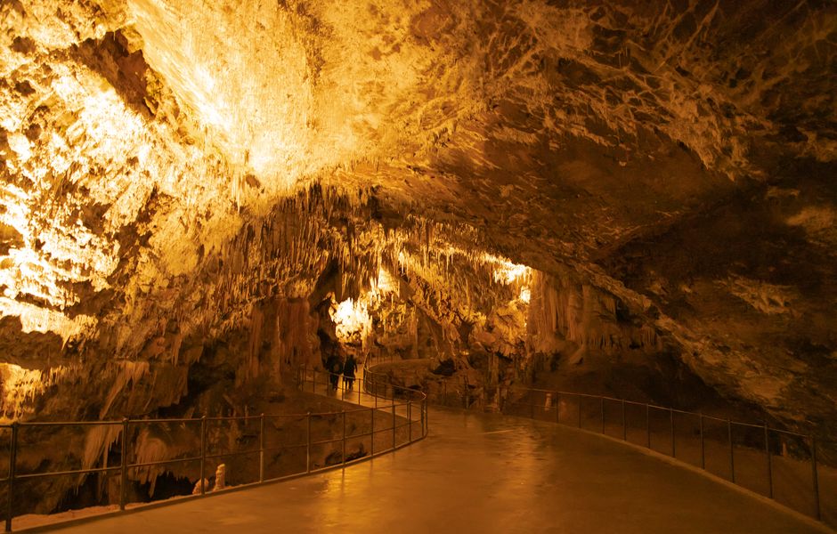 Sataplia Cave