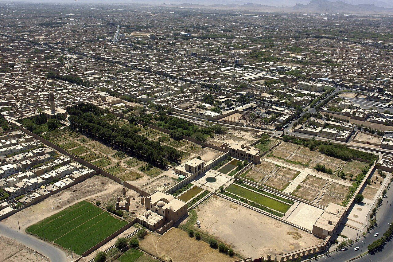 Dowlatabad Garden