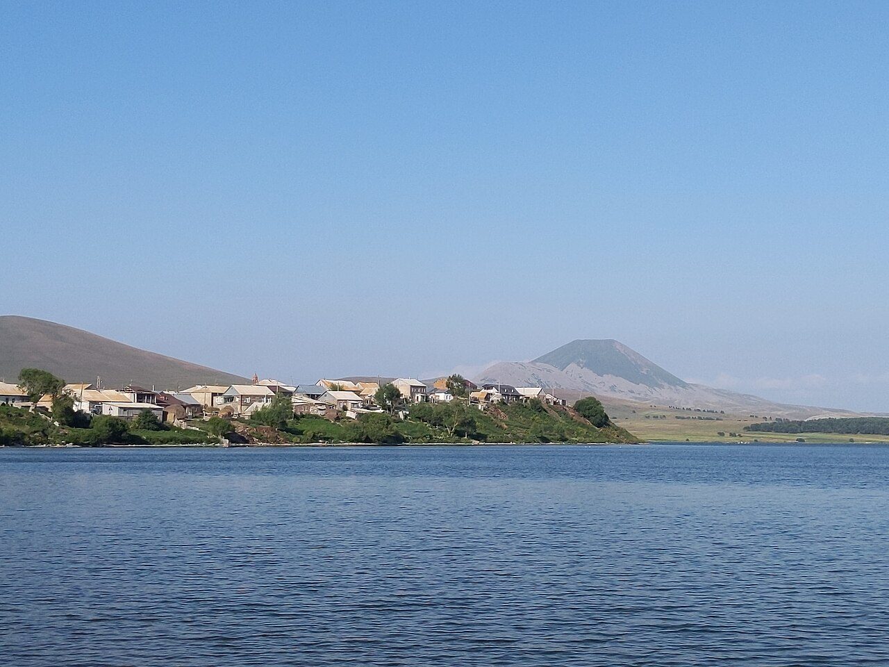 Tabatskuri Lake