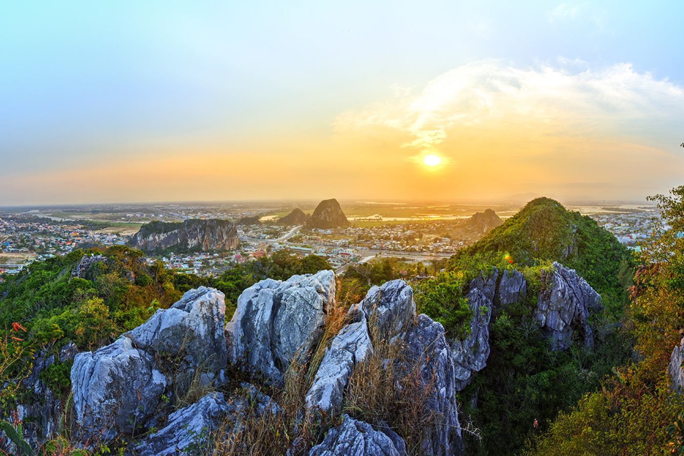 Da Nang: Lady Buddha & Marble Mountains Sunrise Tour – photo 7