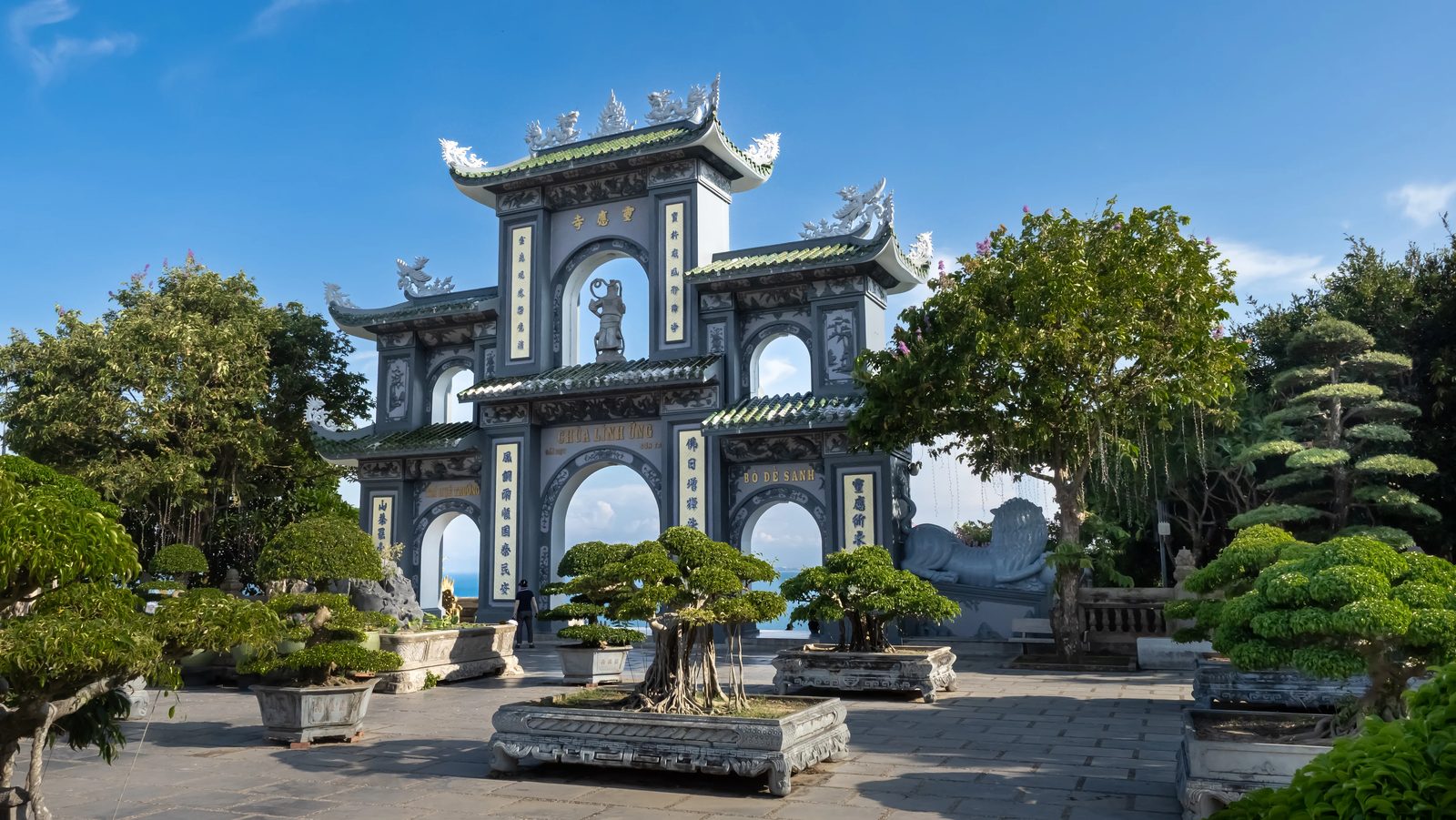Da Nang: Lady Buddha & Marble Mountains Sunrise Tour – photo 11